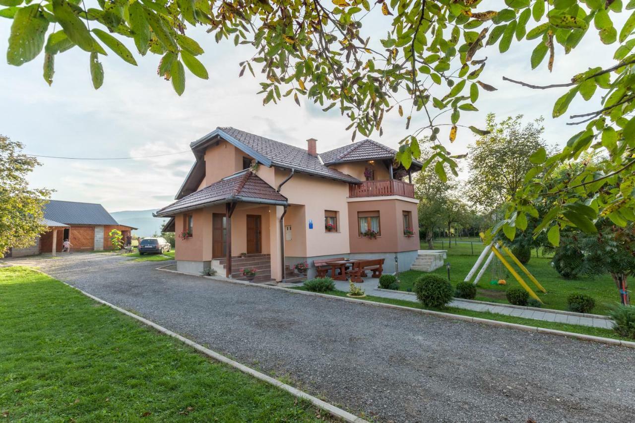 Apartment Ivan & Iva Gornji Vaganac Exterior photo